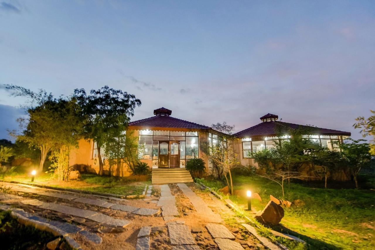 Hampi Heritage & Wilderness Resort-Jungle Lodges Ballari Bagian luar foto