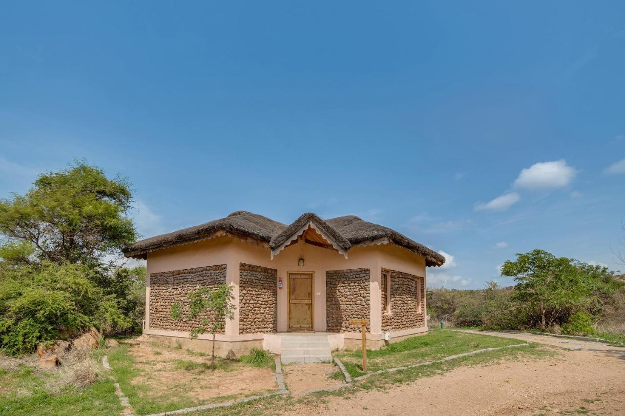 Hampi Heritage & Wilderness Resort-Jungle Lodges Ballari Bagian luar foto