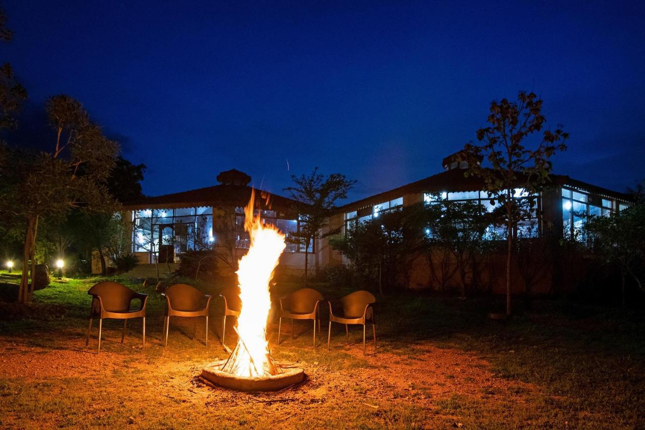 Hampi Heritage & Wilderness Resort-Jungle Lodges Ballari Bagian luar foto
