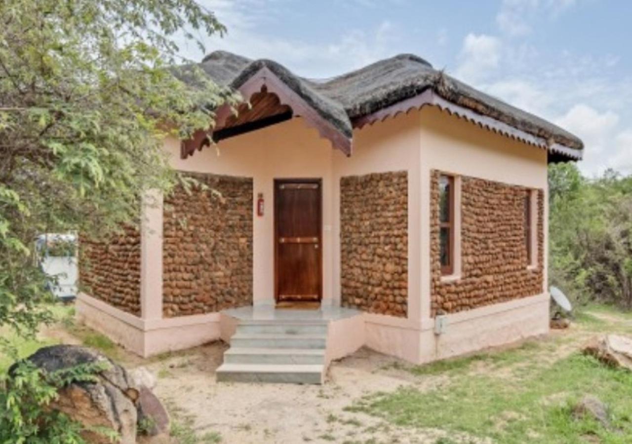 Hampi Heritage & Wilderness Resort-Jungle Lodges Ballari Bagian luar foto